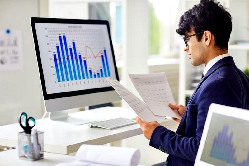 Чем отличается Big Data от традиционных баз данных?